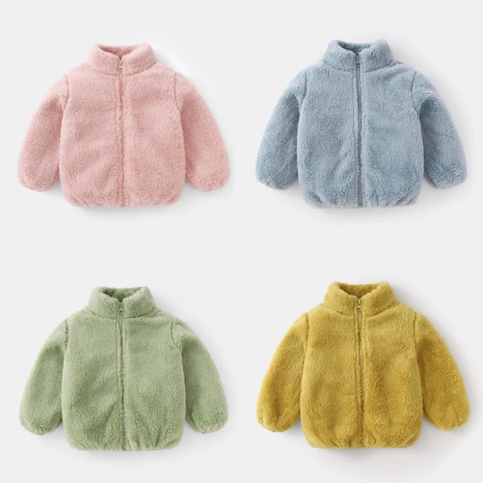 Cozy Unisex Plush Fleece Coat for Kids-Warm & Soft Layering Essential for Outdoor Play, Ages 4-6Y.